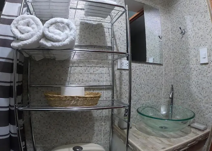Appartement Residencial Chavez Concha / *